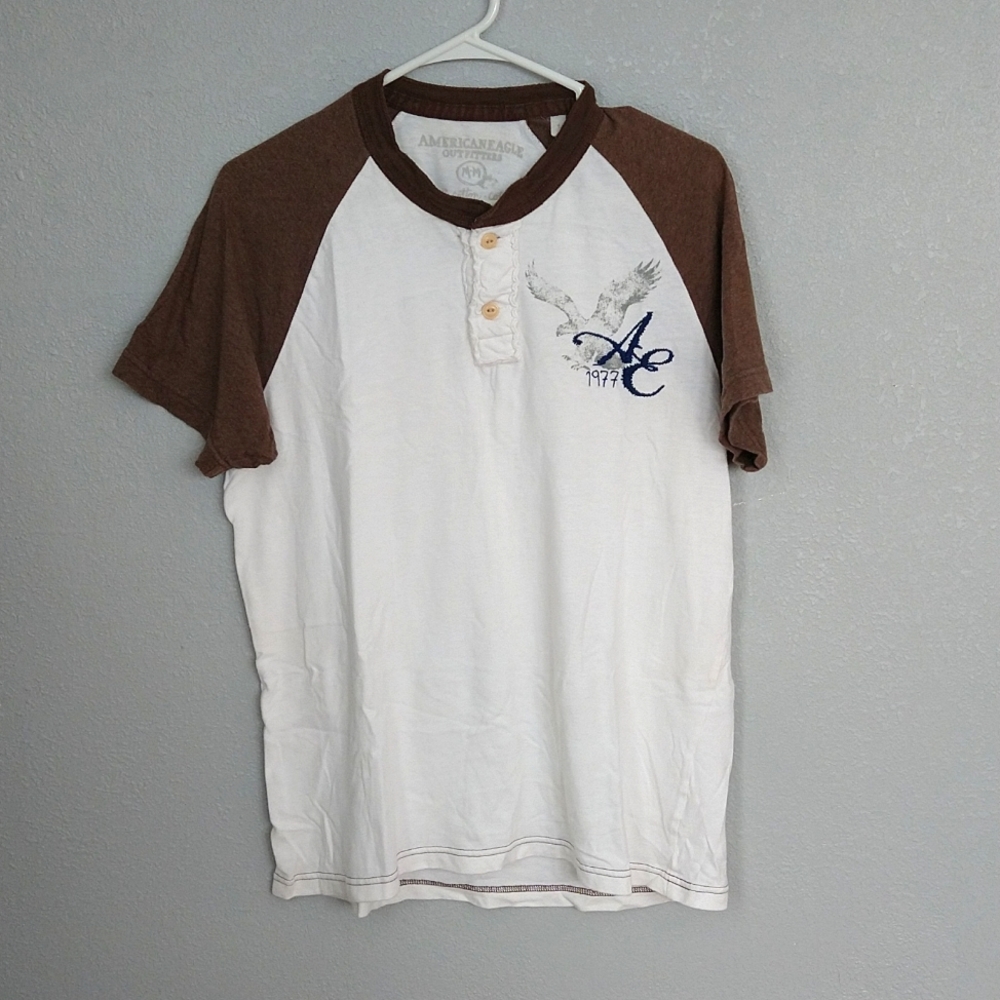 American eagle outfitters short sleeve t-shirt
